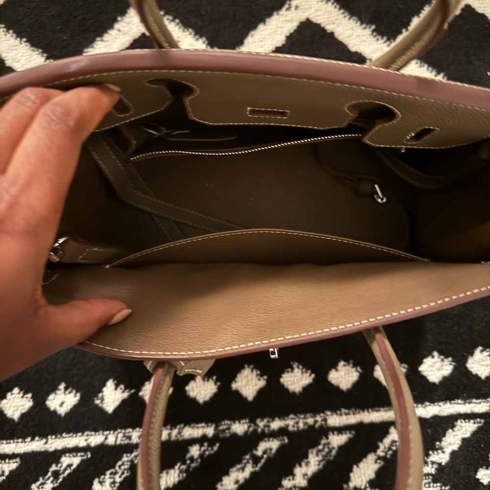 Elegant Togo Leather Taupe Handbag NO LOGO - Picture 4 of 9